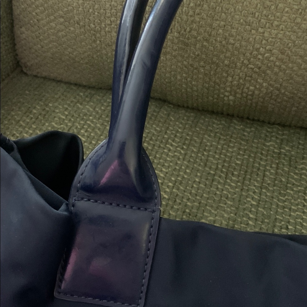 Tory Burch Ella Tote in navy blue - Picture 10 of 16